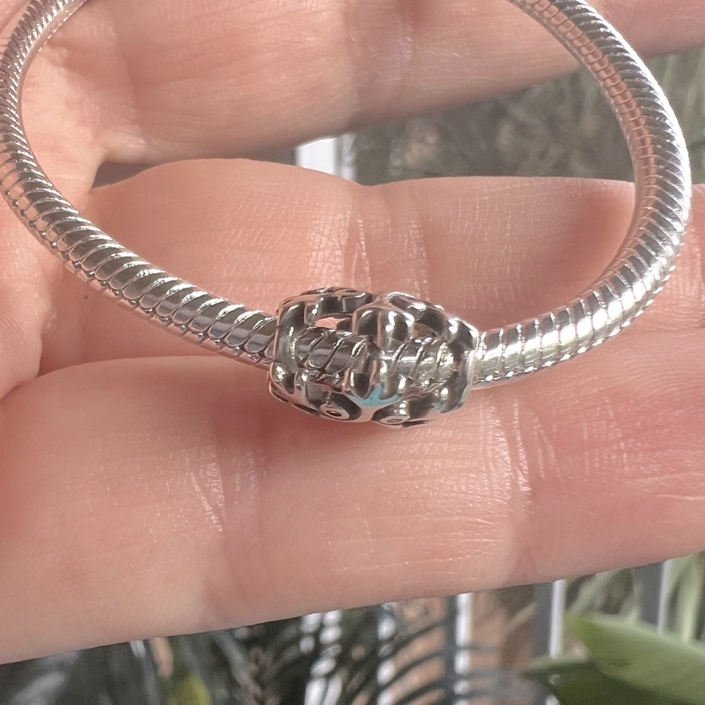 Silver Snowflake Charm - Picture 5 of 9
